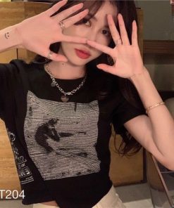 ao-thun-kieu-nu-in-hinh-1